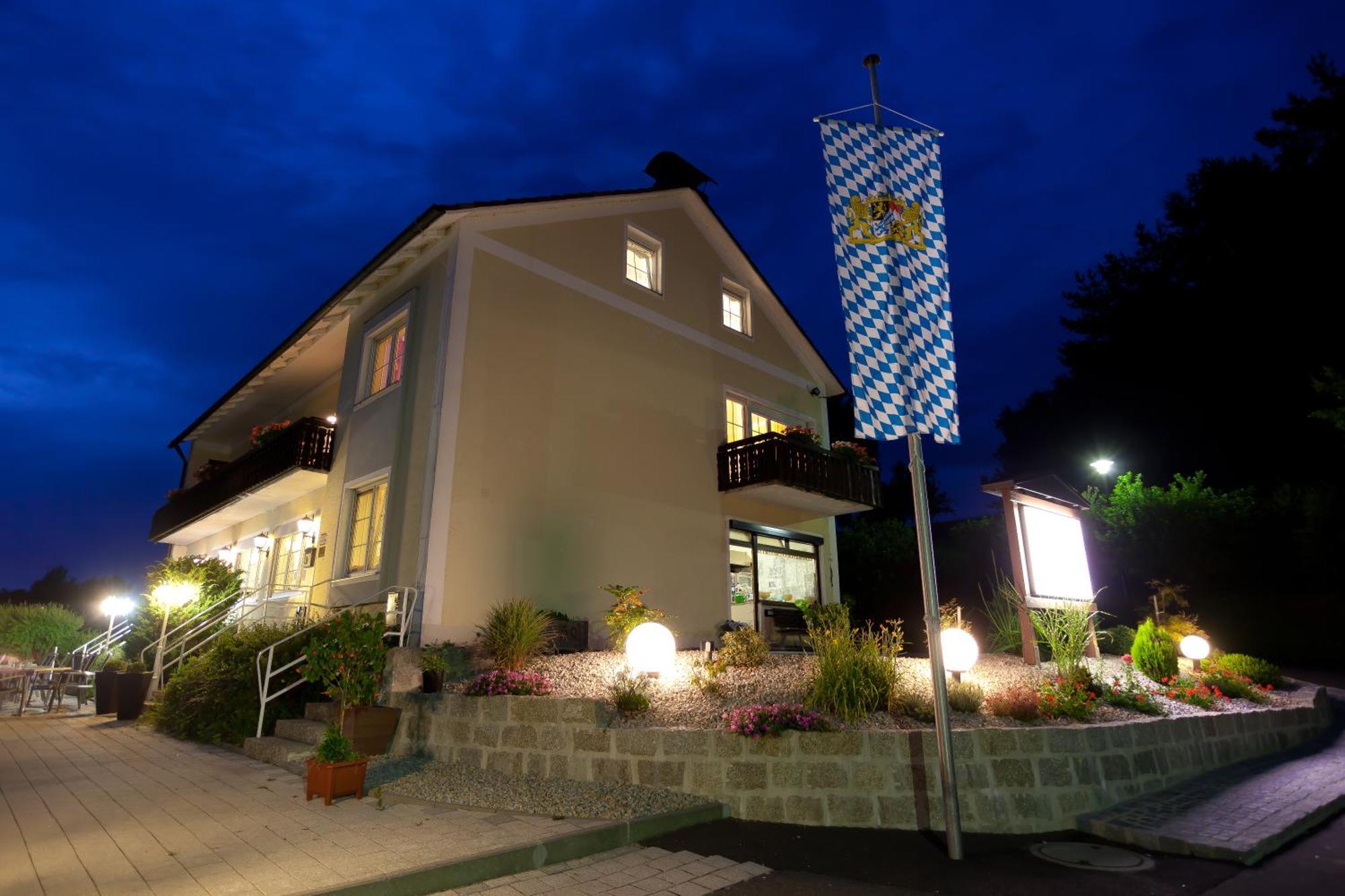Landgasthof Am Sonnenhang Vohenstrauss Buitenkant foto