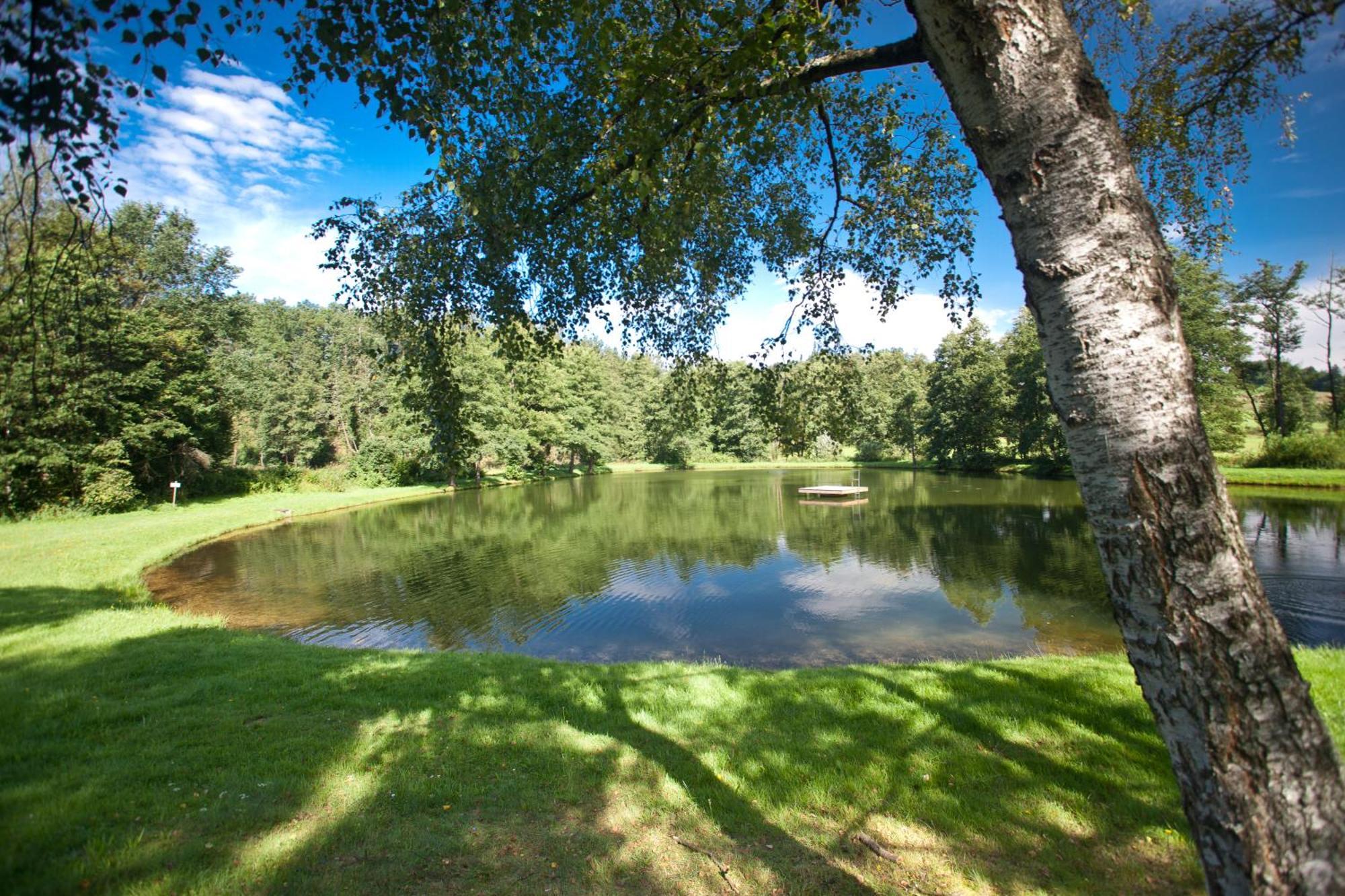 Landgasthof Am Sonnenhang Vohenstrauss Buitenkant foto